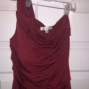One shoulder burgundy bodycon dress